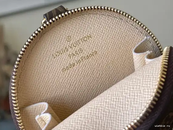 WIS MULTI VUITTON MAXI LOUIS POCHETTE ACCESSOIRES 0425